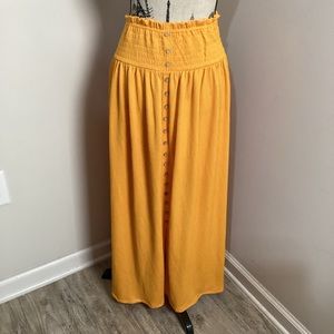 .113 EST 1946 Women’s Yellow Crepe Fabric Maxi Skirt Button Down Non-Functional